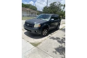 Vendo carro en buen estado en Miami