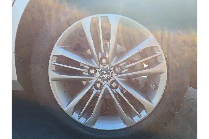 $8995 : Toyota Camry 2016 SE 4dr Sed image 6