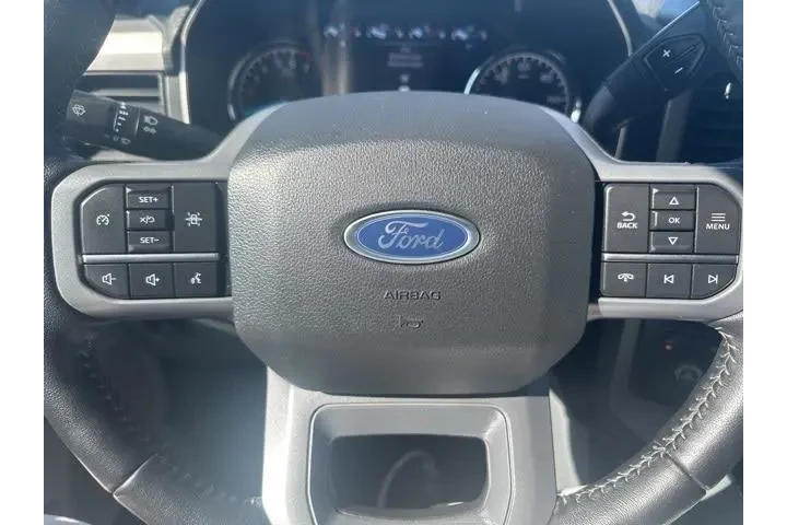 $39184 : Ford F-150 2022 4x4 XLT 4dr image 10