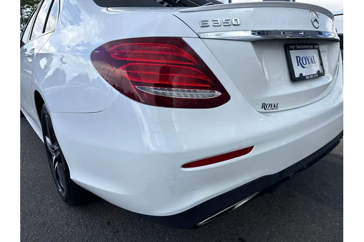 $27995 : 2020 Mercedes-Benz E-Class E image 10