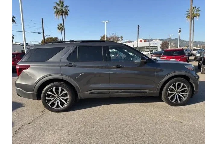 $26779 : Ford Explorer 2020 AWD ST 4d image 8