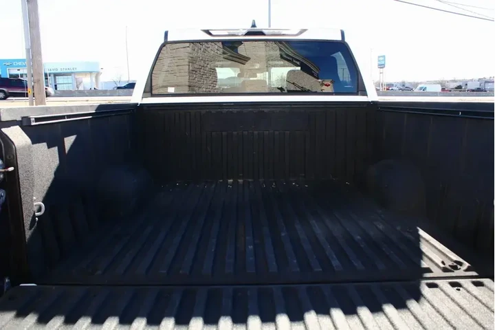 $39350 : Toyota Tundra 2022 4x4 SR5 4 image 10