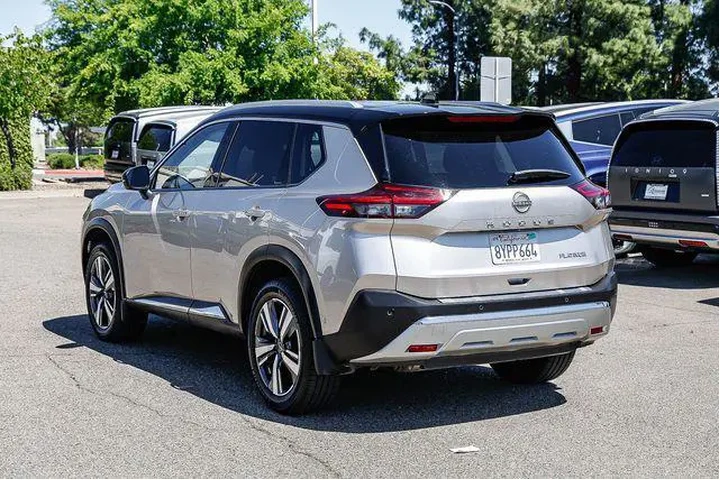 $21141 : Nissan Rogue 2022 Platinum 4 image 2