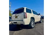 $8900 : 2013 Escalade Premium thumbnail