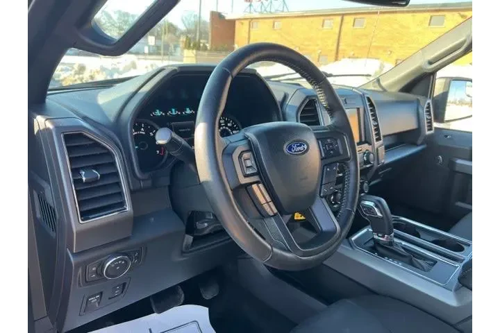 $28175 : Ford F-150 2019 4x4 XLT 4dr image 4