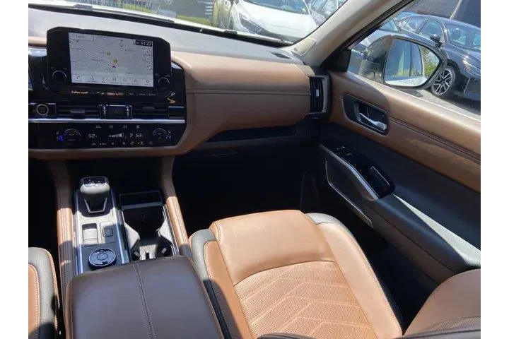 $38444 : Nissan Pathfinder 2024 AWD P image 7