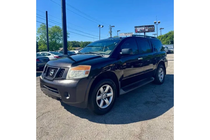 $7500 : 2015 Armada SV image 3