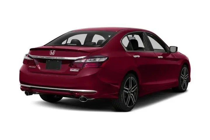 $16477 : Honda Accord 2017 Sport Spec image 2