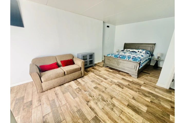 $1695 : Estudio en renta image 1