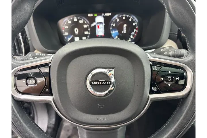 $25985 : Volvo XC60 2021 AWD T5 Inscr image 9