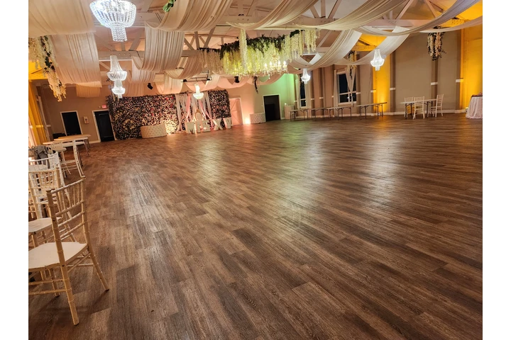 Salon de fiesta image 7