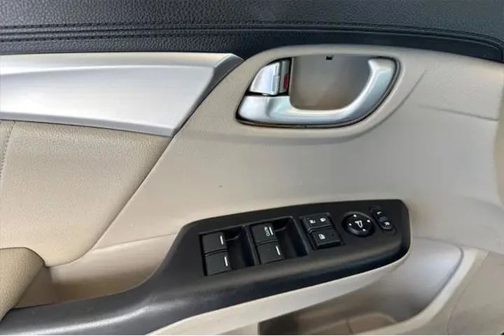 $18591 : Honda Civic 2015 EX-L 4dr Se image 10