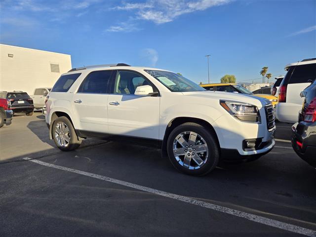 $20758 : Pre-Owned 2017 Acadia Limited image 9