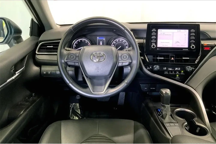 $23442 : Toyota Camry 2024 SE 4dr Sed image 4