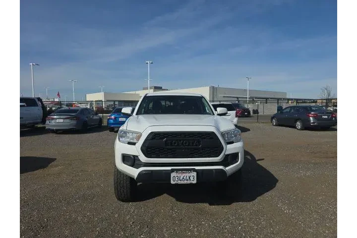 $33900 : Toyota Tacoma 2022 4x4 TRD P image 2
