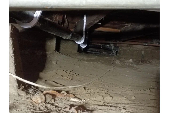 Plomero con tools and 🚗 image 2