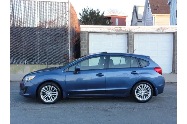 $6950 : 2013 Impreza 2.0i Premium image 7
