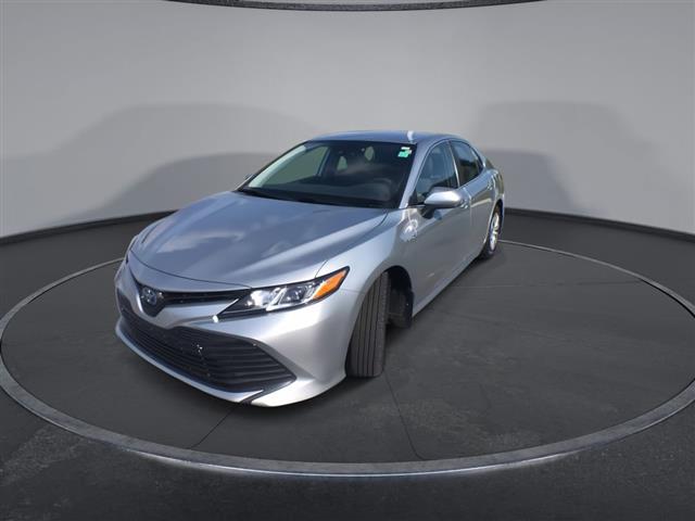 $23000 : PRE-OWNED 2020 TOYOTA CAMRY H image 4