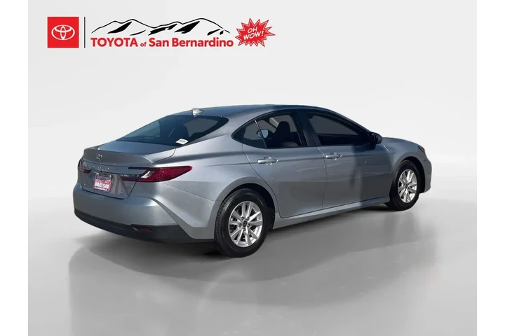 $29988 : Toyota Camry 2025 SE 4dr Sed image 5
