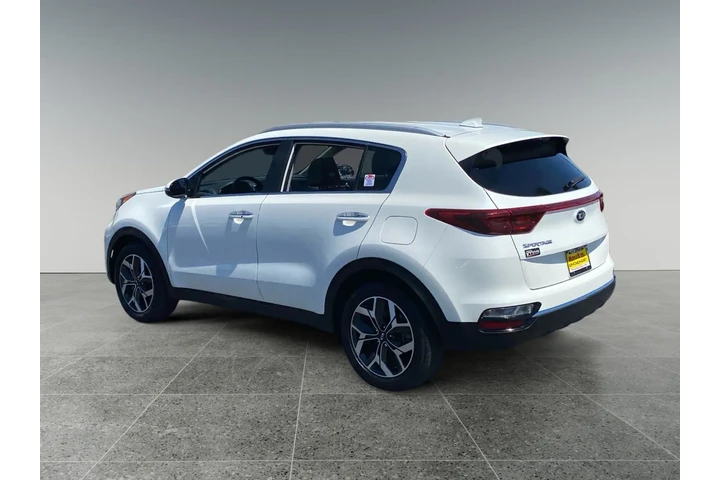 $27862 : Kia Sportage 2021 EX 4dr SUV image 3