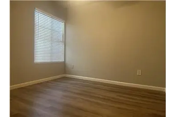 $3500 : Rental property with 4 bedro image 6