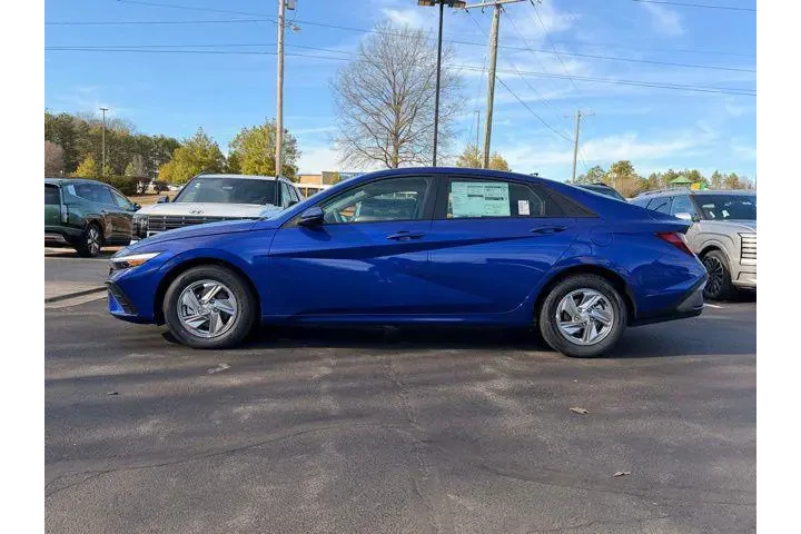 $22040 : Hyundai ELANTRA 2026 SE 4dr image 4