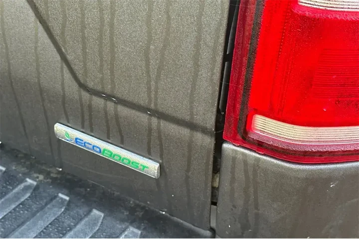 $23671 : Ford F-150 2018 4x2 XLT 4dr image 5