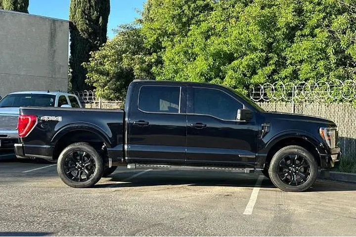 $37804 : Ford F-150 2023 4x4 XL 4dr S image 7