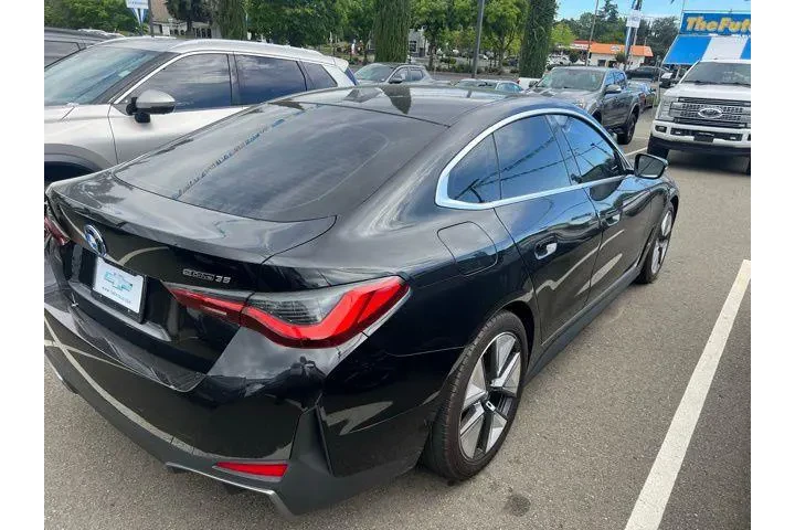 $32988 : BMW i4 2023 eDrive35 Gran Co image 10