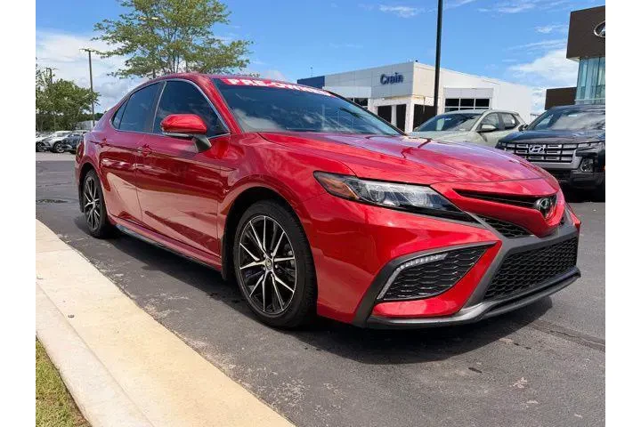 $29278 : Toyota Camry 2024 SE 4dr Sed image 1