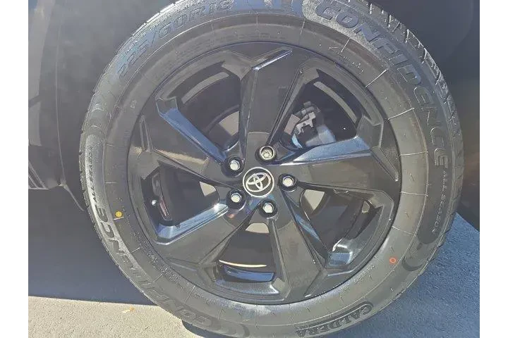 $29995 : Toyota RAV4 Hybrid 2021 AWD image 6