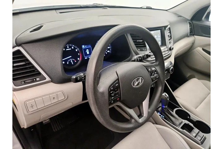 $12998 : Hyundai TUCSON 2018 SEL 4dr image 9