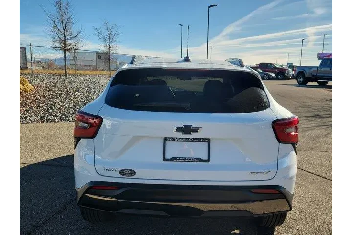 $25495 : Chevrolet Trax 2025 ACTIV 4d image 4