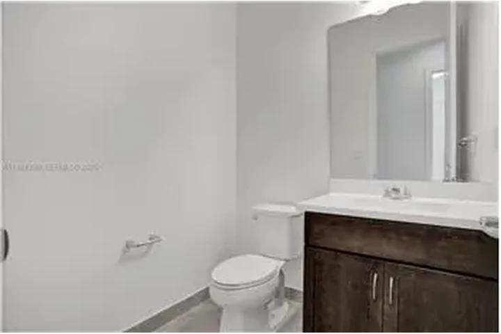 $4500 : Rental property with 3 bedro image 6