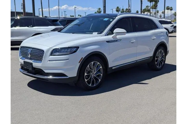 $29995 : Lincoln Nautilus 2022 AWD Re image 5