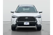 $26598 : Toyota Corolla Cross 2023 AW thumbnail