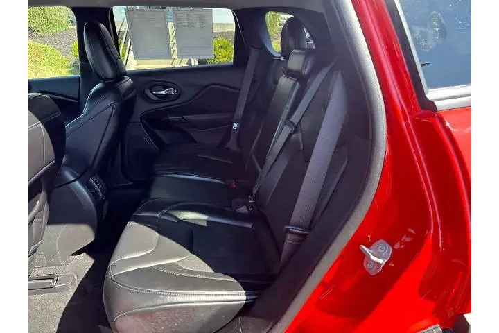 $26988 : Jeep Cherokee 2021 4x4 Latit image 9