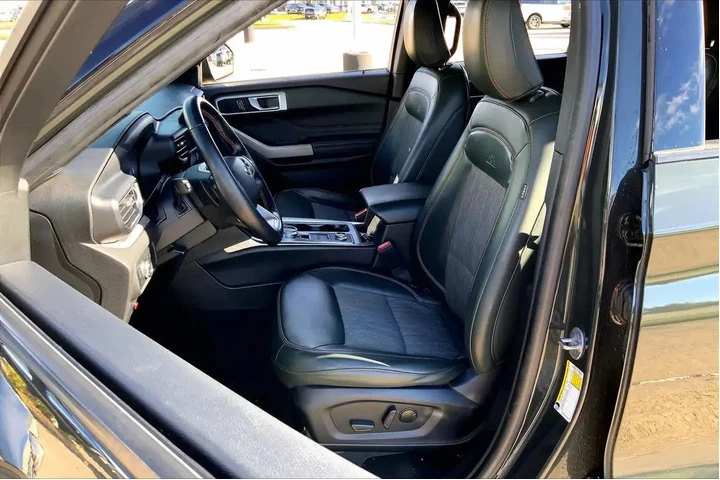 $31098 : Ford Explorer 2022 AWD Timbe image 7