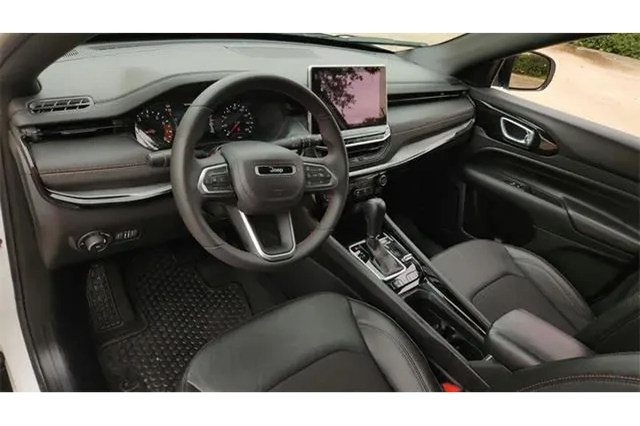 $24975 : Jeep Compass 2024 4x4 Trailh image 9