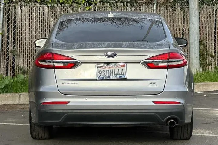 $12524 : Ford Fusion 2020 SE 4dr Seda image 7