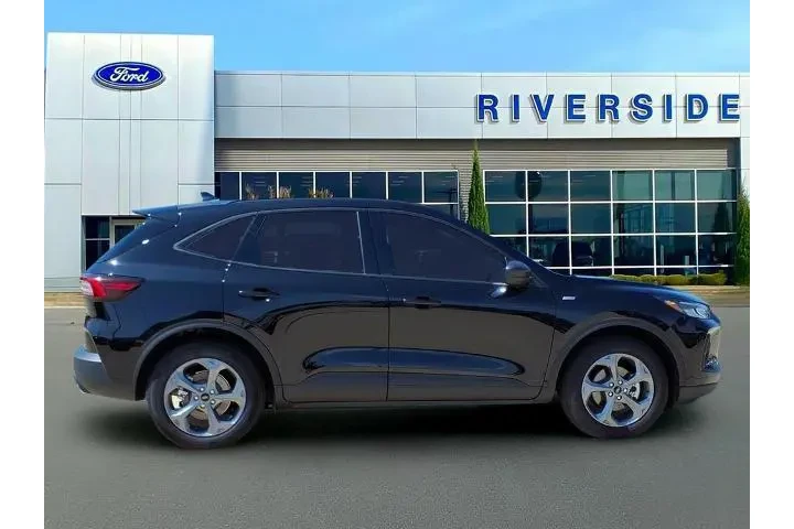 $27370 : Ford Escape 2026 ST-Line 4dr image 8