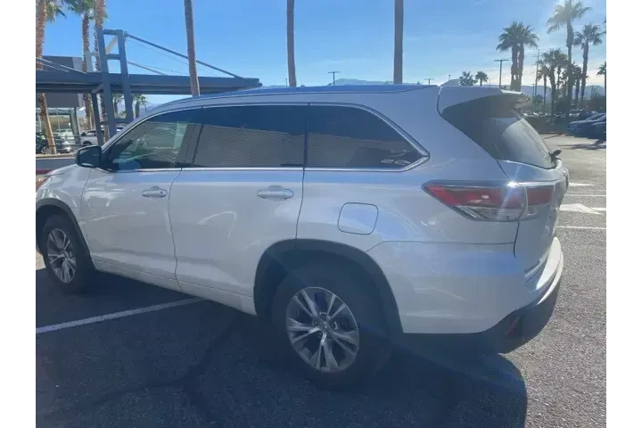 $17299 : Toyota Highlander 2015 XLE 4 image 7