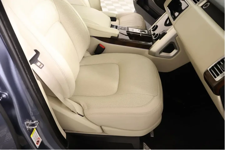 $34499 : Land Rover Range Rover 2021 image 2