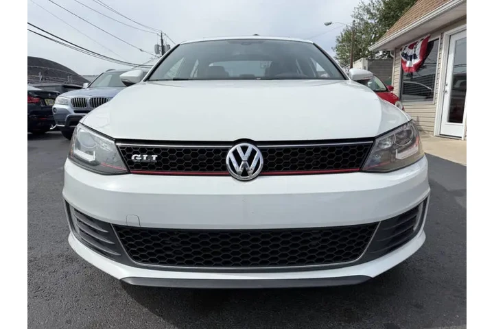 $8299 : 2015 Jetta GLI SEL image 5