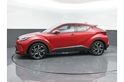 $24490 : Toyota C-HR 2022 XLE 4dr Cro thumbnail