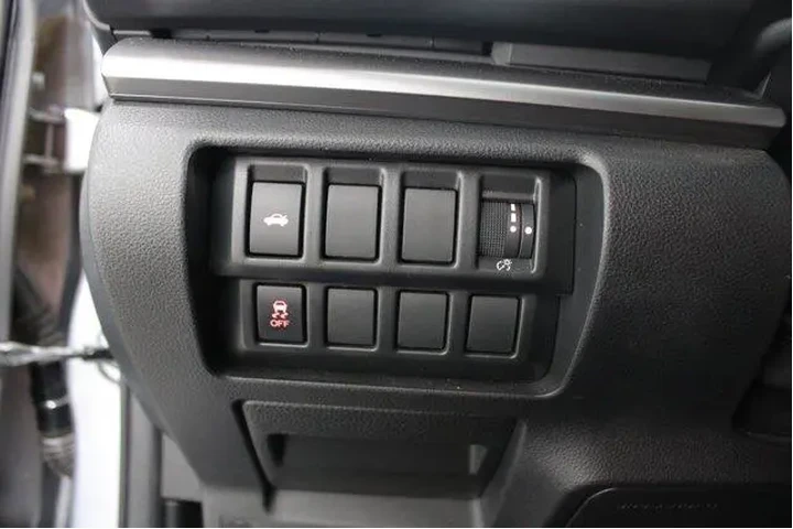 $31955 : Subaru WRX 2024 AWD Premium image 8