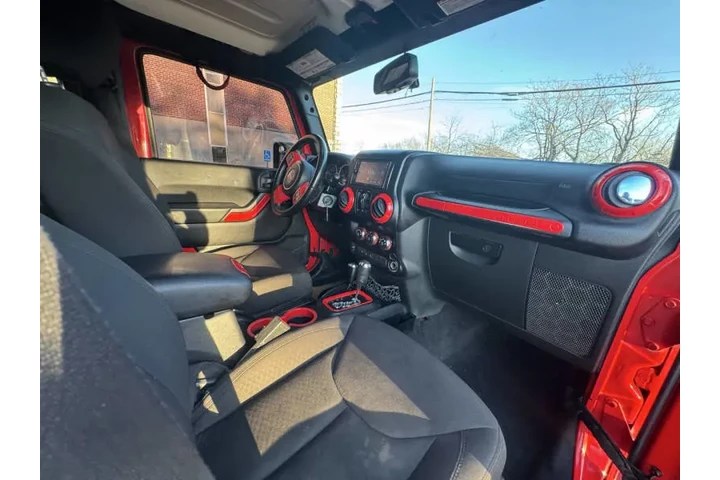 $10999 : 2015 Wrangler Unlimited Sport image 10