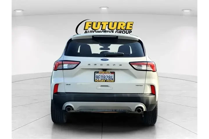 $13988 : Ford Escape 2022 AWD SE 4dr image 5