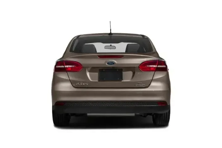 $11874 : Ford Focus 2018 SEL 4dr Seda image 5