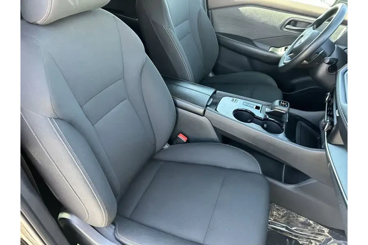 $16832 : Nissan Rogue 2023 S 4dr Cros image 10